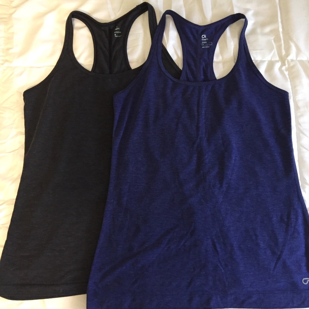 Gap Fit Breathe Tank Top Racerback: 2 PACK